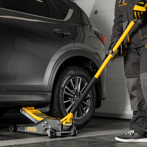 Домкрат гидравлический подкатной, 3 т, 75-500 мм, быстрый подъем, низкий подхват, проф. Denzel по ценам производителя в Екатеринбурге с доставкой по всей России