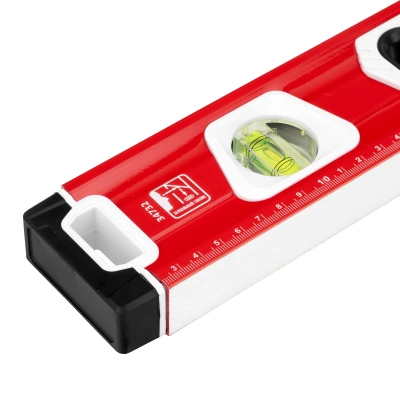 Уровень алюминиевый, магнит, фрезерованный, 3 глазка (1 зеркальный) двухкомпонентные рукоятки, 800 мм Matrix по ценам производителя в Екатеринбурге с доставкой по всей России