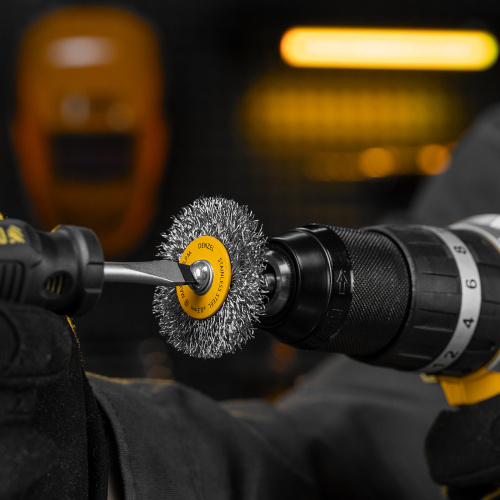 Набор щеток для дрели, 5 Плоских 25-38-50-63-75 мм, шпилька, нерж. вит. проволока Denzel по ценам производителя в Екатеринбурге с доставкой по всей России