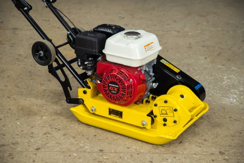 Виброплита 80 кг, 16кН (Honda) без бака колесный комплект TOR C-90L по ценам производителя в Екатеринбурге с доставкой по всей России