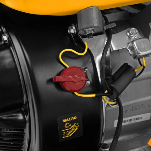 Бензиновая снегоуборочная машина SBM 610, 212 cc, ручной старт, фара Denzel по ценам производителя в Екатеринбурге с доставкой по всей России