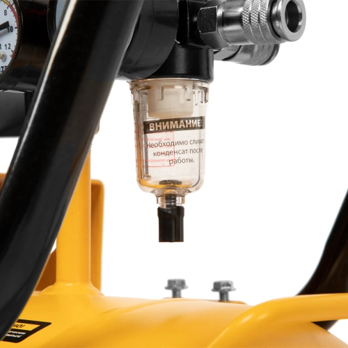 Компрессор безмасляный, малошумный  DLS 2250/100, 2250 Вт, 3x750, 100 л, 410 л/мин блок управления/ Denzel по ценам производителя в Екатеринбурге с доставкой по всей России