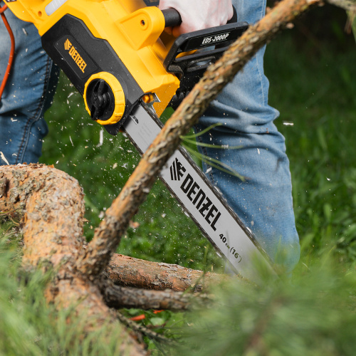 Пила цепная электрическая EDS-2000P, 2 кВт,поперечная, шина 40 см, шаг 3/8, паз 1.3 мм, 57 звеньев Denzel по ценам производителя в Екатеринбурге с доставкой по всей России