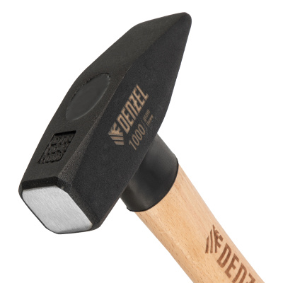 Молоток слесарный, 1000 г, кованый квадратный боек, буковая рукоятка Denzel по ценам производителя в Екатеринбурге с доставкой по всей России
