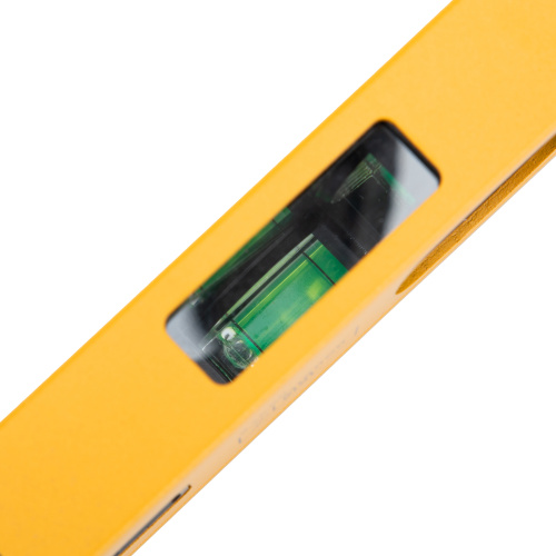 Уровень алюминиевый, магнит., фрезерованный, 3 глазка (1 зеркал.) 0,5 мм/м, 400 мм Denzel по ценам производителя в Екатеринбурге с доставкой по всей России