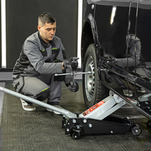 Домкрат гидравлический подкатной, 3 т, высота подъема 140-520 мм Matrix по ценам производителя в Екатеринбурге с доставкой по всей России