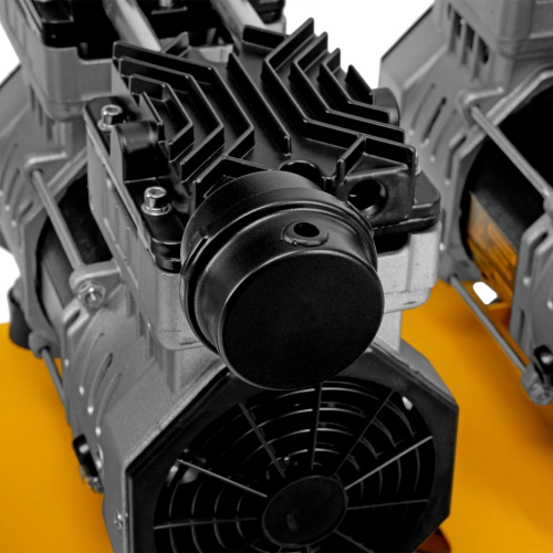 Компрессор безмасляный, малошумный  DLS 2250/100, 2250 Вт, 3x750, 100 л, 410 л/мин блок управления/ Denzel по ценам производителя в Екатеринбурге с доставкой по всей России