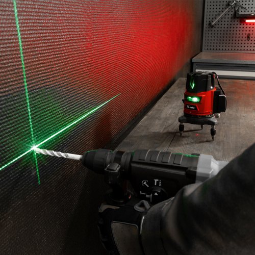 Лазерный уровень CRL-30G, 30 м, зеленый луч, акк. Li 2400 mah, резьба 5/8" MTX по ценам производителя в Екатеринбурге с доставкой по всей России