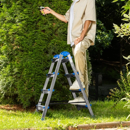 Стремянка двухсторонняя 4 ступени, сталь профиль, стальные ступени, Сибртех по ценам производителя в Екатеринбурге с доставкой по всей России