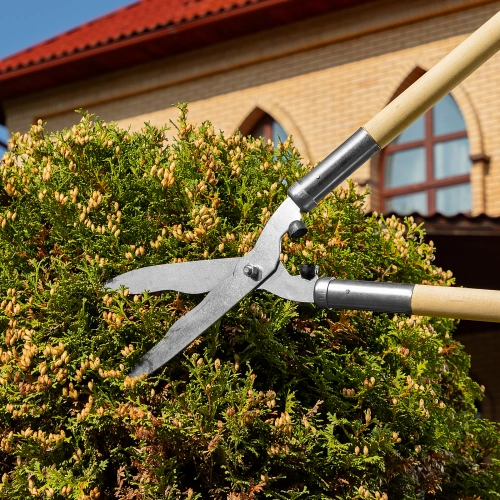 Кусторез, 650 мм, волнистые лезвия, деревянные рукоятки, Горизонт, по ценам производителя в Екатеринбурге с доставкой по всей России