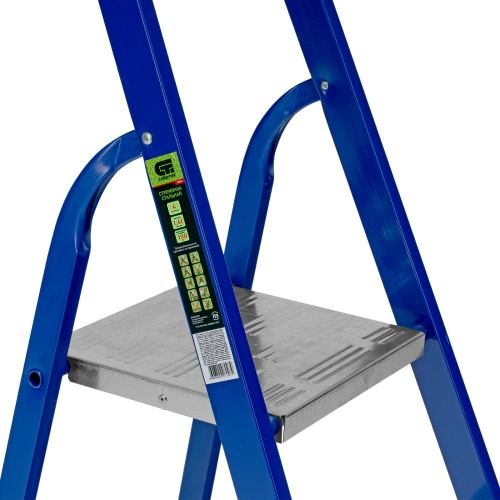 Стремянка, 4 ступени, стальной профиль, алюминиевые ступени Сибртех по ценам производителя в Екатеринбурге с доставкой по всей России