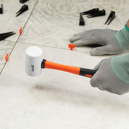 Киянка резиновая, 225 г, белая резина, фибергласовая рукоятка Sparta по ценам производителя в Екатеринбурге с доставкой по всей России