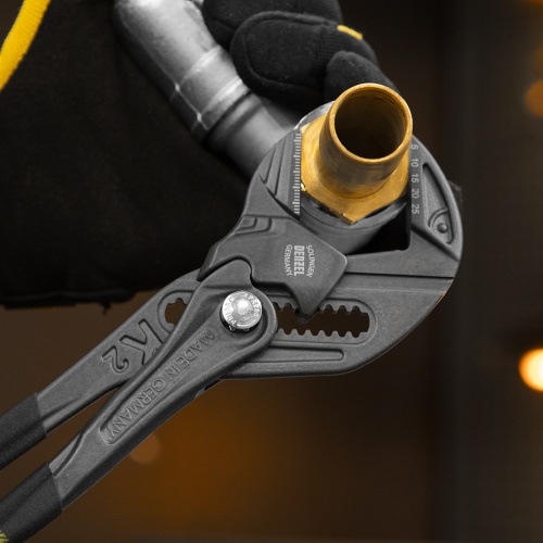 Клещи переставные, кнопочный механизм, обливные рукоятки, сантехнические, 250 мм Denzel по ценам производителя в Екатеринбурге с доставкой по всей России