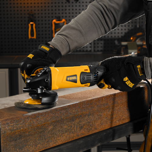 Машина шлифовальная угловая AG125-1100A, 1100 Вт, 125 мм, 3000-11000 об/мин Denzel по ценам производителя в Екатеринбурге с доставкой по всей России