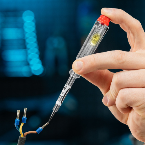 Набор отверток диэлектрических до 1000 В, 8 шт, тестер, CrMo, двухкомпонентные рукоятки Gross по ценам производителя в Екатеринбурге с доставкой по всей России