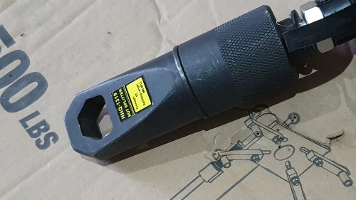 Гайколом гидравлический TOR HHQ-1319 5 т M6-M12 по ценам производителя в Екатеринбурге с доставкой по всей России