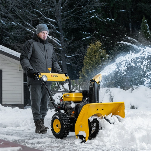 Бензиновая снегоуборочная машина SB 560 LP, 212 cc, электростартер, фара Denzel по ценам производителя в Екатеринбурге с доставкой по всей России
