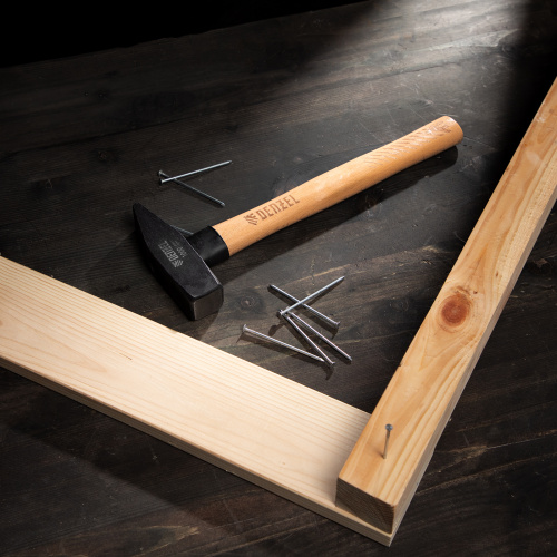 Молоток слесарный, 1000 г, кованый квадратный боек, буковая рукоятка Denzel по ценам производителя в Екатеринбурге с доставкой по всей России