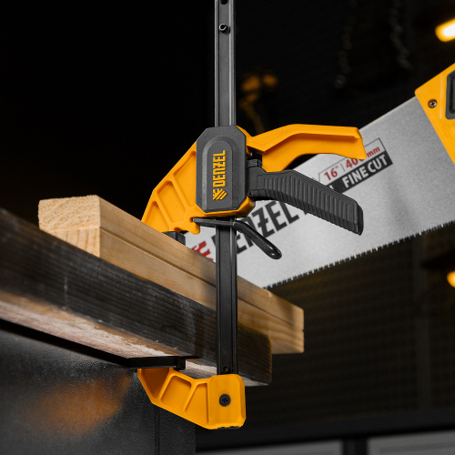 Струбцина F-образная, быстрозажимная, 150 х 55 мм, усиленный нейлоновый корпус Denzel по ценам производителя в Екатеринбурге с доставкой по всей России