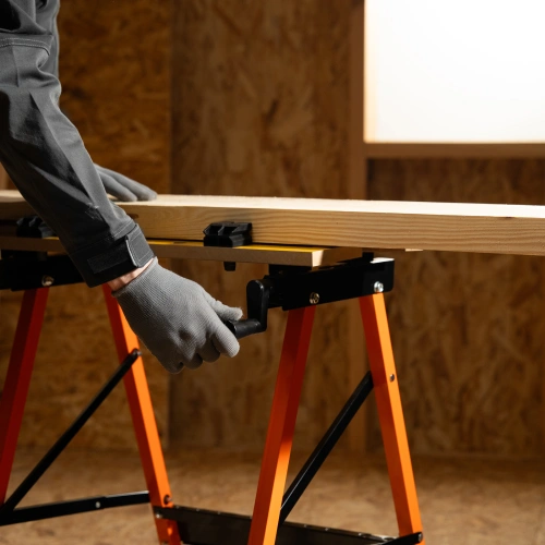 Верстак-тиски, 605 х 635 х 750 мм, портативный Sparta по ценам производителя в Екатеринбурге с доставкой по всей России