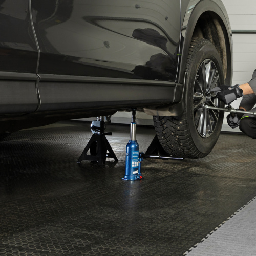 Домкрат гидравлический бутылочный, 3 т, h подъема 188-363 мм, в пластиковом кейсе Stels по ценам производителя в Екатеринбурге с доставкой по всей России