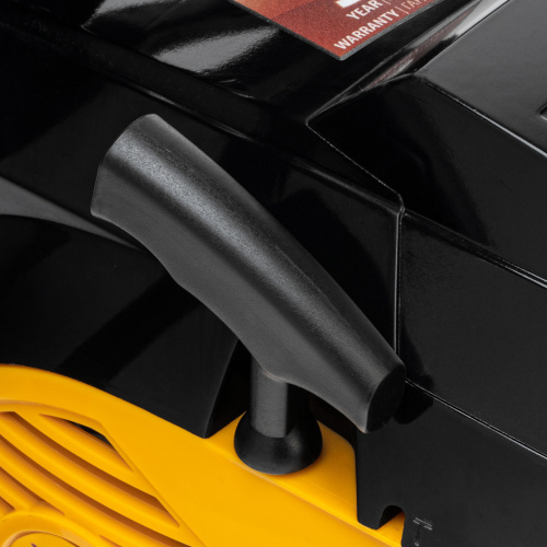 Пила цепная бензиновая DGS-4516, шина 40 см, 45 см3, 3 л.с, шаг 3/8, паз 1.3 мм, 57 звеньев Denzel по ценам производителя в Екатеринбурге с доставкой по всей России