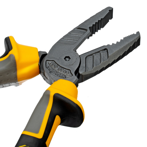 Плоскогубцы комбинированные 165 мм, трехкомпонентные рукоятки Denzel по ценам производителя в Екатеринбурге с доставкой по всей России