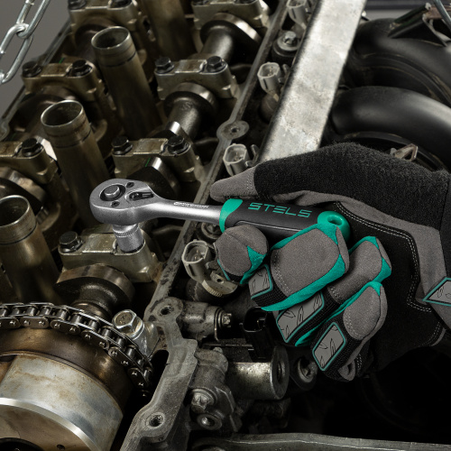 Набор инструментов, 1/2", 1/4", CrV, пластиковый кейс 82 предмета Stels по ценам производителя в Екатеринбурге с доставкой по всей России