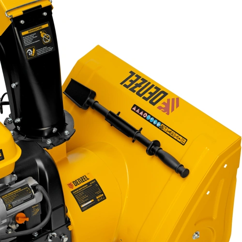 Бензиновая снегоуборочная машина SB 560 LP, 212 cc, электростартер, фара Denzel по ценам производителя в Екатеринбурге с доставкой по всей России