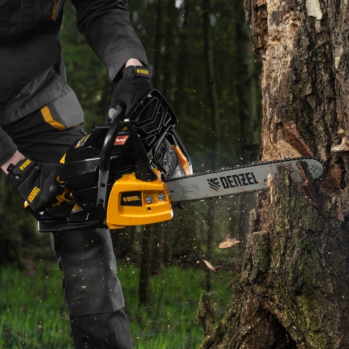 Пила цепная бензиновая DGS-4516, шина 40 см, 45 см3, 3 л.с, шаг 3/8, паз 1.3 мм, 57 звеньев Denzel по ценам производителя в Екатеринбурге с доставкой по всей России