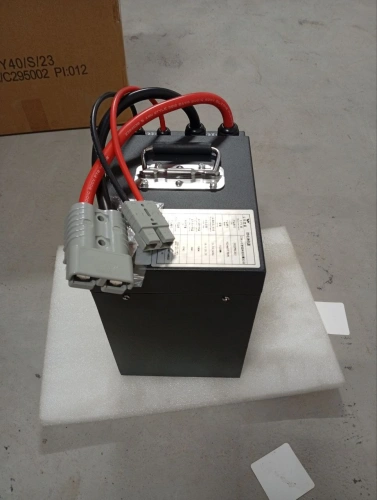 Аккумулятор литий-ионный (Li-ion) 24В/60АЧ 260х170х750 для штабелёров CDD-WS/CDJ-WSL купить в Москве с доставкой по всей России | ProtosMarket.ru