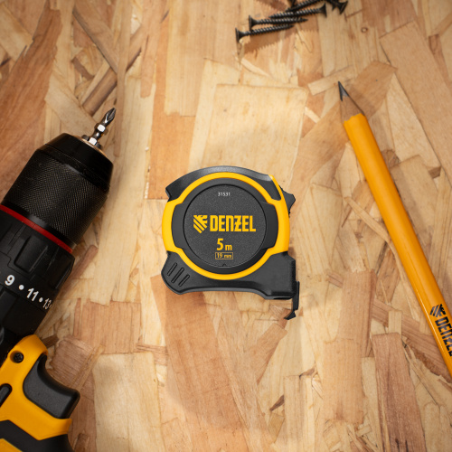 Рулетка 5м х 19мм, двухкомп. корпус, магнитный обрезиненный зацеп Denzel по ценам производителя в Екатеринбурге с доставкой по всей России