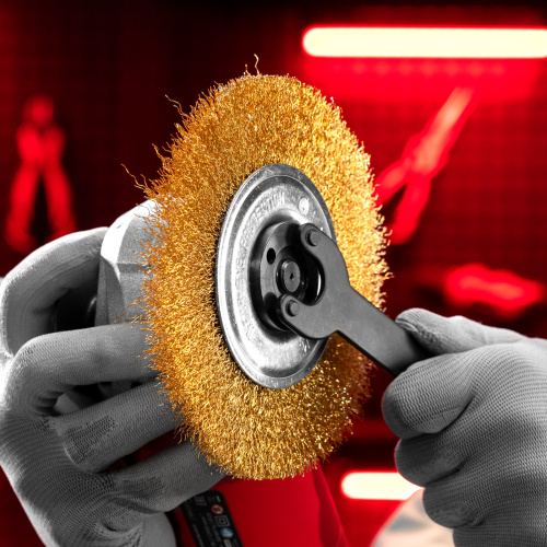 Щетка для УШМ, 150 мм, посадка 22.2 мм, плоская, латунированная витая проволока Matrix по ценам производителя в Екатеринбурге с доставкой по всей России