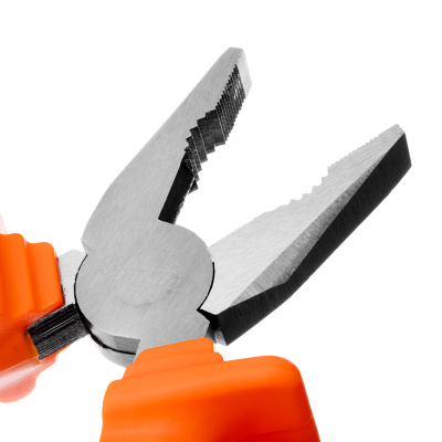 Плоскогубцы комбинированные Comfort, 160 мм, шлифованные, двухкомпонентные рукоятки Sparta по ценам производителя в Екатеринбурге с доставкой по всей России