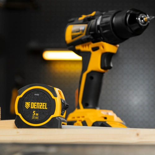 Рулетка 5м х 25мм, двухкомп. корпус, магнитный обрезиненный зацеп Denzel по ценам производителя в Екатеринбурге с доставкой по всей России