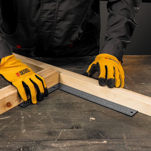 Угольник, 200 х 300 мм, алюминиевый, лазерная гравировка Denzel по ценам производителя в Екатеринбурге с доставкой по всей России