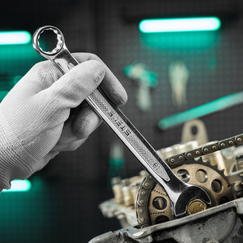 Ключ комбинированный, 18 мм, CrV, антислип Stels по ценам производителя в Екатеринбурге с доставкой по всей России