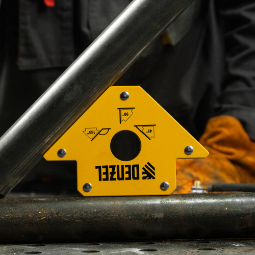 Фиксатор магнитный для сварочных работ, усилие 50 Lb Denzel по ценам производителя в Екатеринбурге с доставкой по всей России