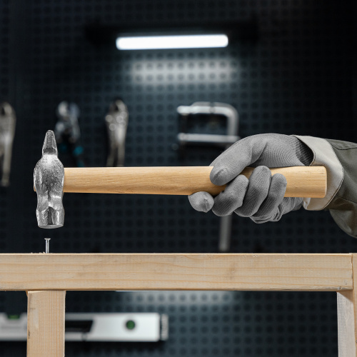 Молоток слесарный, 500 г, круглый боек, деревянная рукоятка по ценам производителя в Екатеринбурге с доставкой по всей России