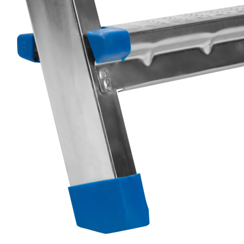 Стремянка, 8 ступеней, стальная, оцинкованная Сибртех по ценам производителя в Екатеринбурге с доставкой по всей России