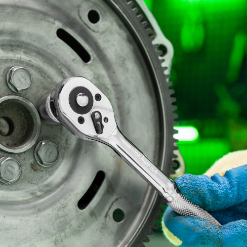 Ключ-трещотка 3/8", 45 зубьев, цельнометаллический, с быстрым сбросом, CrV, хром Сибртех по ценам производителя в Екатеринбурге с доставкой по всей России