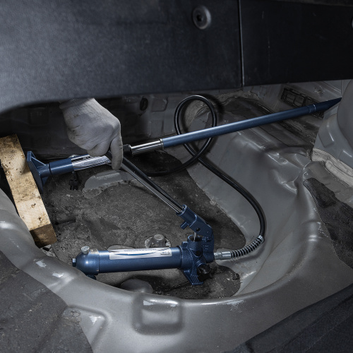 Растяжка гидравлическая, 4 т, набор из 17 предметов, 7 сменных насадок, в пластиковом кейсе Stels по ценам производителя в Екатеринбурге с доставкой по всей России