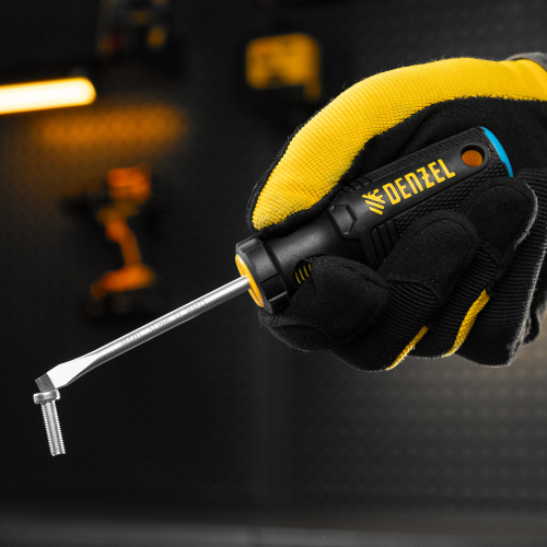 Отвертка, SL5x75 мм, S2, 3к рукоятка Denzel по ценам производителя в Екатеринбурге с доставкой по всей России