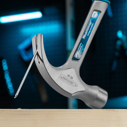 Молоток-гвоздодер, 570 г, цельнокованый, трехкомпонентная рукоятка Gross по ценам производителя в Екатеринбурге с доставкой по всей России