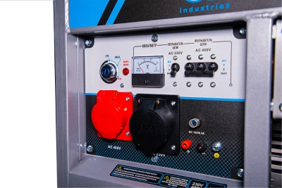 Генератор дизельный 5,0 кВт 380В/1,6 кВт 220В 15 л с электростартером TOR KM5000D по ценам производителя в Екатеринбурге с доставкой по всей России