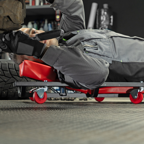 Лежак ремонтный на шести колесах, 1030 х 440 х 120 мм, поднимающийся подголовник Matrix по ценам производителя в Екатеринбурге с доставкой по всей России