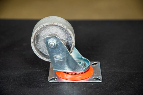 Колесо поворотное чугунное EM01 VKV 80 80 мм термостойкое по ценам производителя в Екатеринбурге с доставкой по всей России