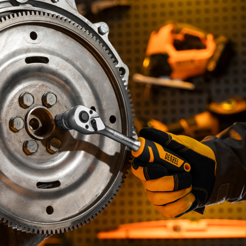 Ключ-трещотка 3/8", 90 зубьев, с быстрым сбросом, CrV Denzel по ценам производителя в Екатеринбурге с доставкой по всей России