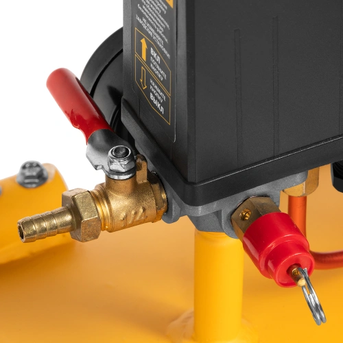 Компрессор воздушный BCI3000-T/200, ременный привод , 3.0 кВт, 200 литров, 530 л/мин Denzel по ценам производителя в Екатеринбурге с доставкой по всей России