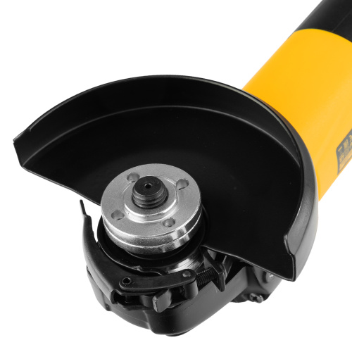 Машина шлифовальная угловая AG125-1100, 1100 Вт, 125 мм, 3000-11000 об/мин Denzel по ценам производителя в Екатеринбурге с доставкой по всей России